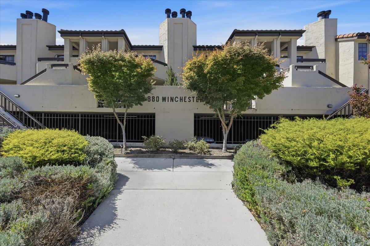 880 North Winchester Boulevard 101 — photo