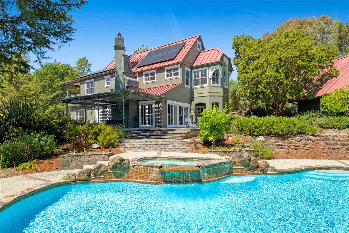 1035 Martin Road — photo