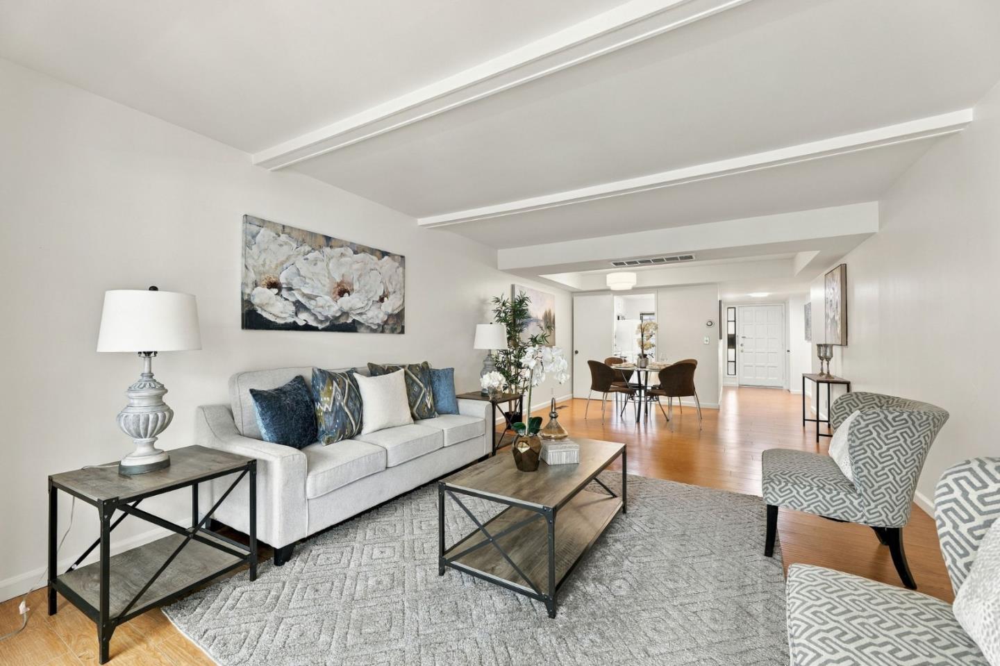 5488 Cribari Green — photo
