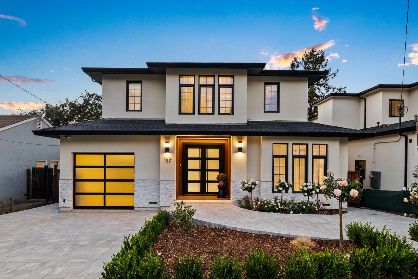 137 Oakview Drive — photo