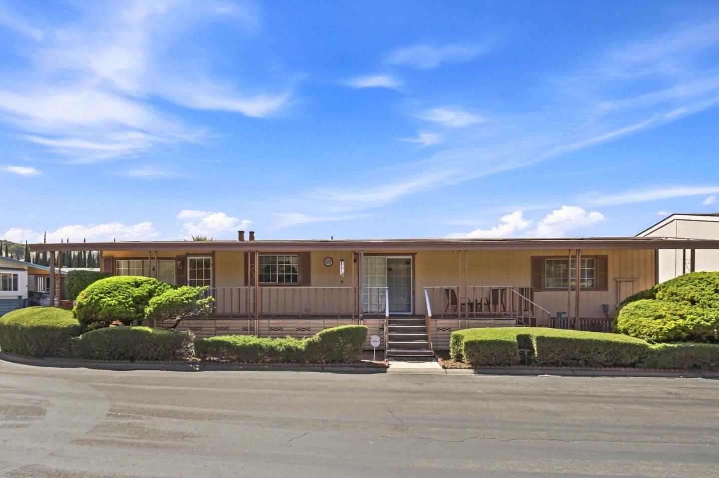 510 Millpond Drive — photo