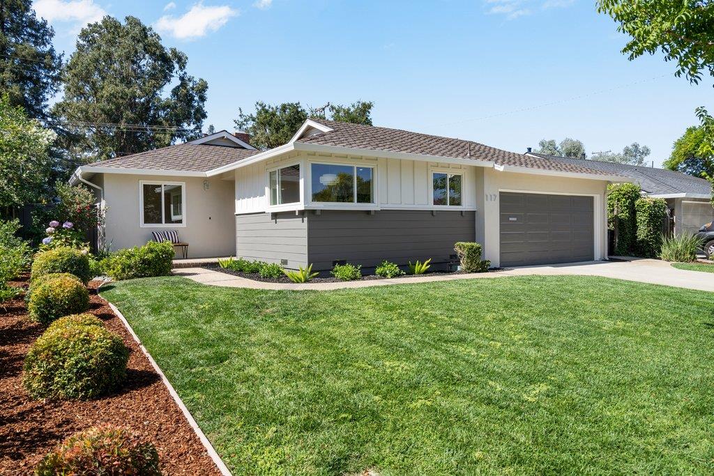 117 Hollycrest Drive — photo