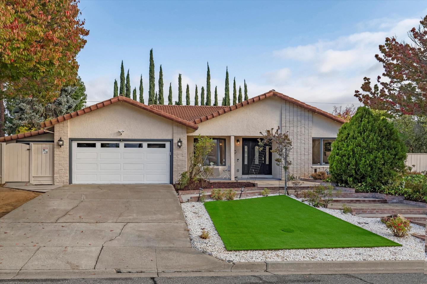 12866 Glen Brae Drive — photo