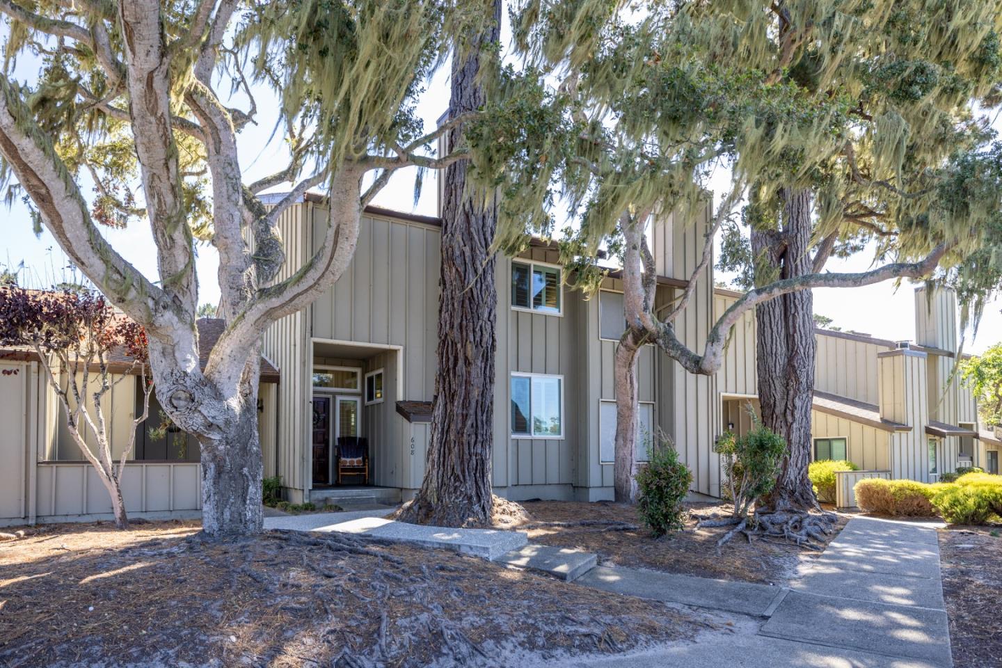 608 Sage Court — photo