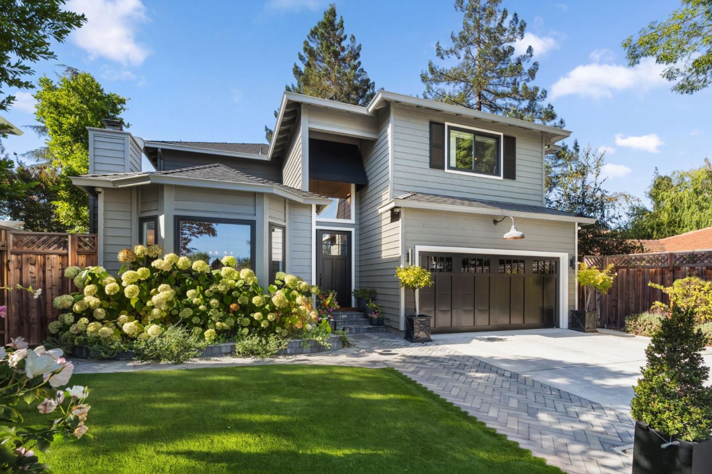 8 Sequoia Court — photo