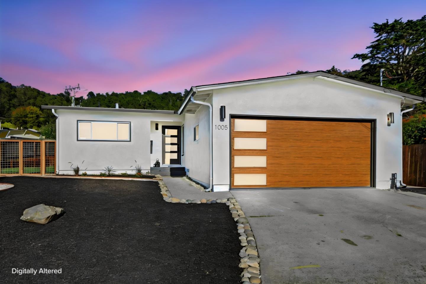 1005 Granada Drive — photo