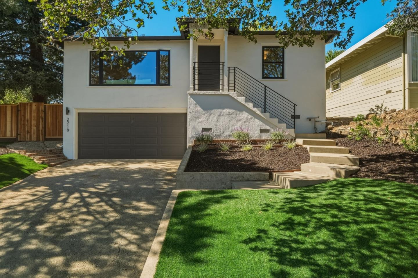 2218 Ewell Road — photo