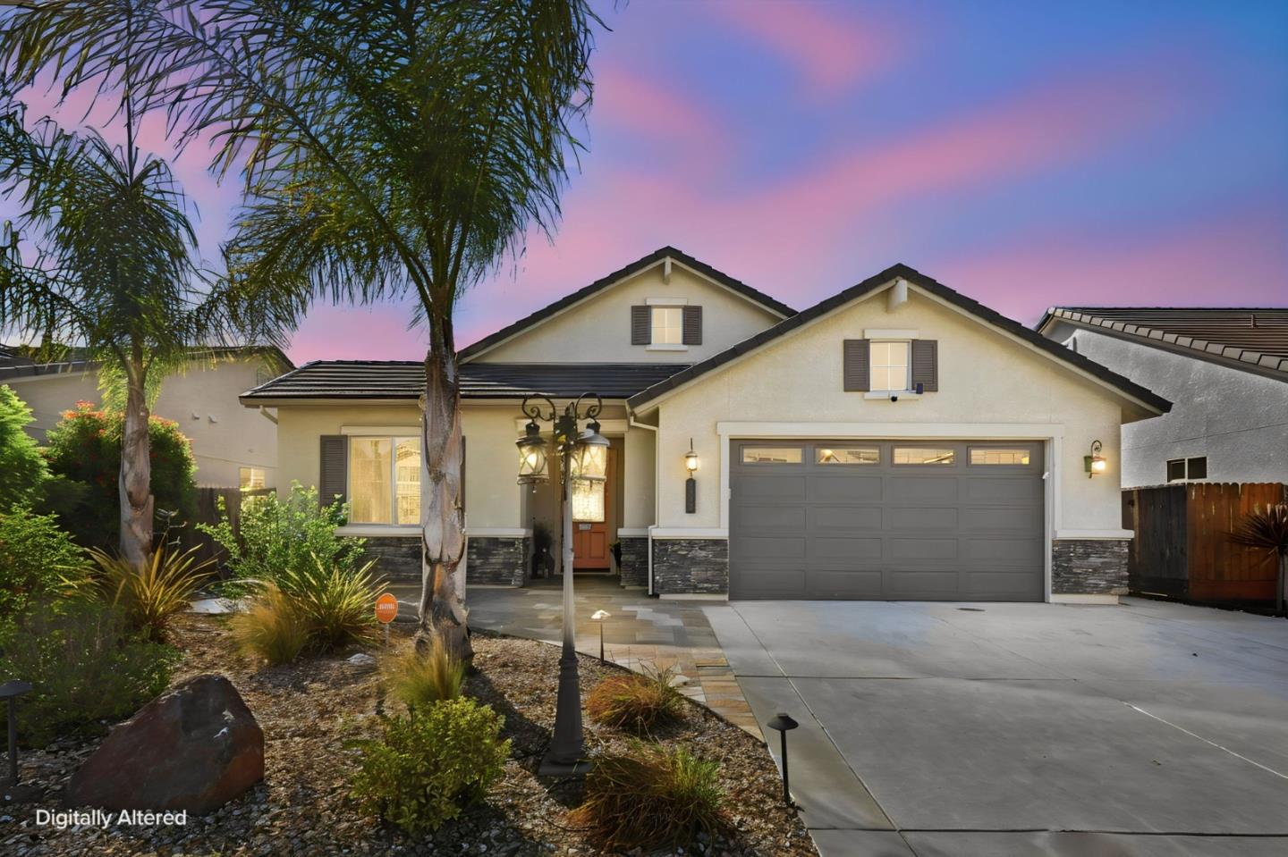 Home in HOLLISTER, CA 95023 — photo 2