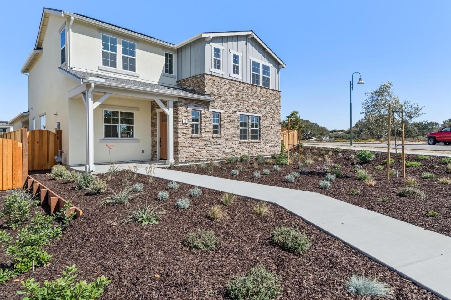 629 Santa Lucia Way — photo