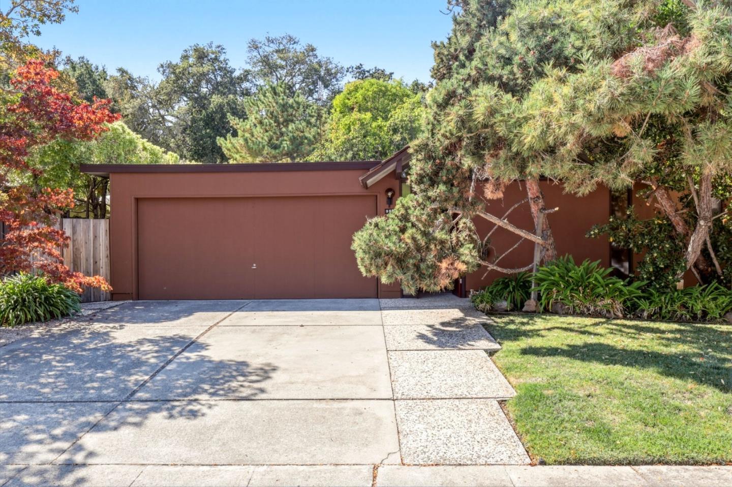 957 Eichler Drive, MOUNTAIN VIEW, CA 94040 — photo 2