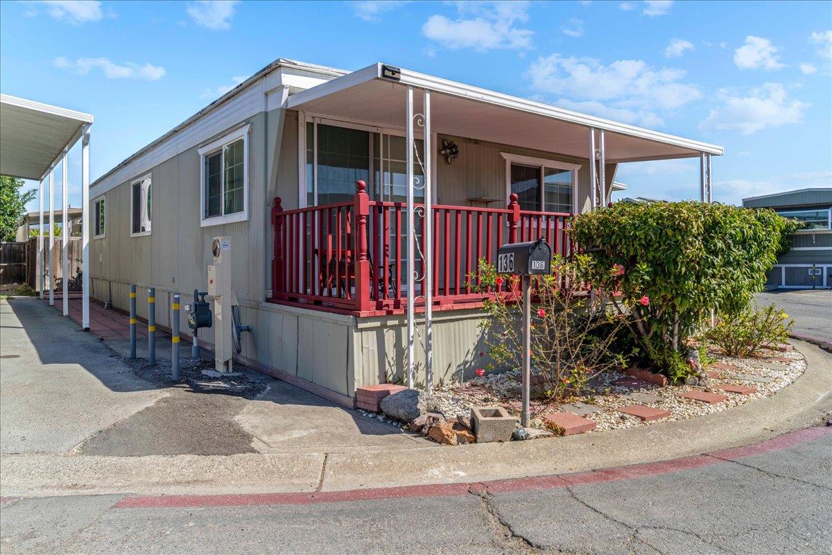 2150 Monterey Road — photo