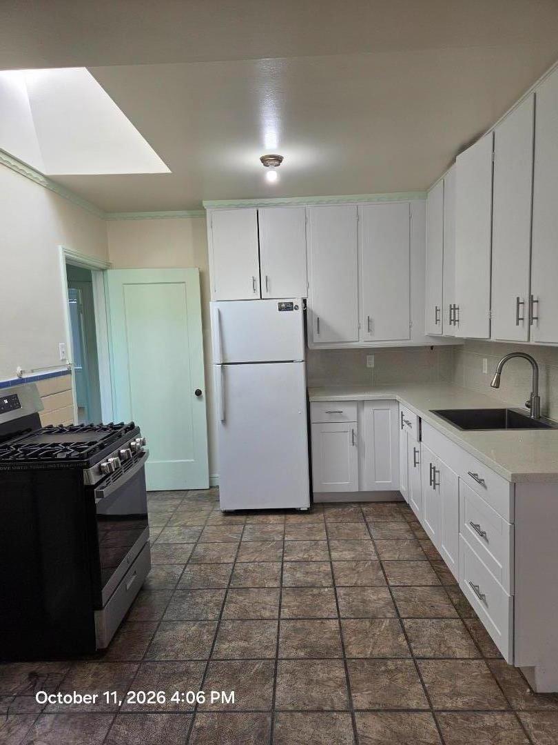 Home in SAN FRANCISCO, CA 94134 — photo 3