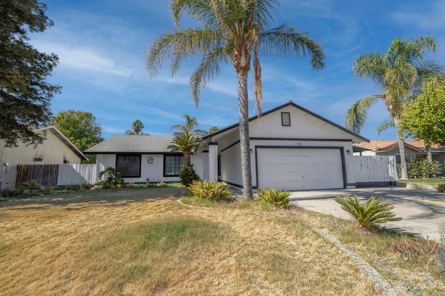 515 North Santa Monica Street — photo