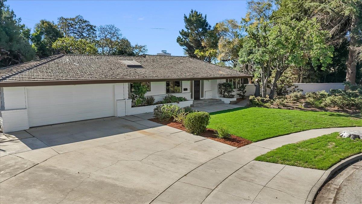 21 San Fernando Circle — photo