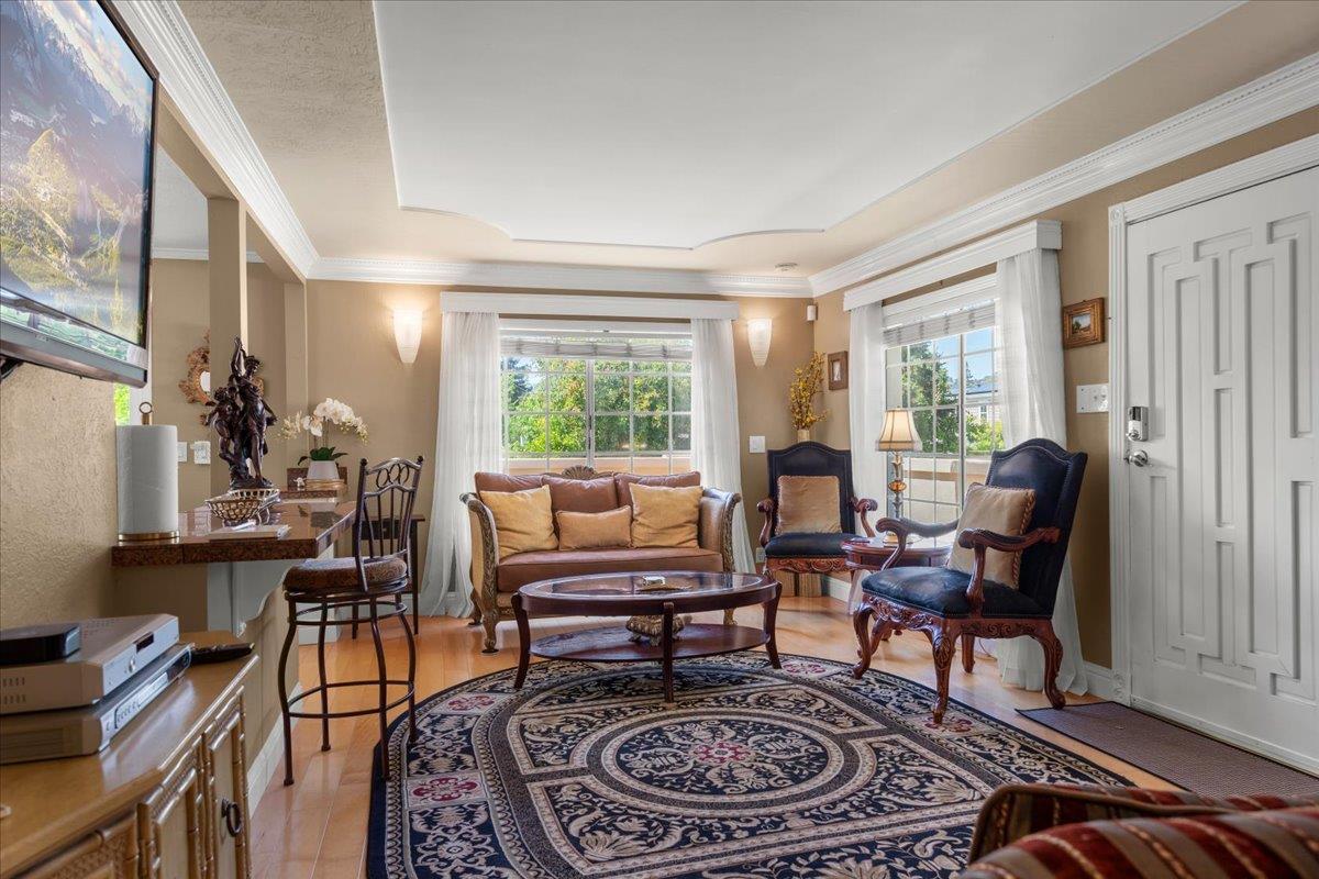 Home in SAN CARLOS, CA 94070 — photo 3