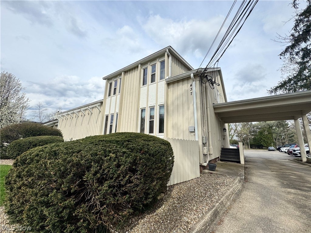 437 Lafayette Road 320 — photo
