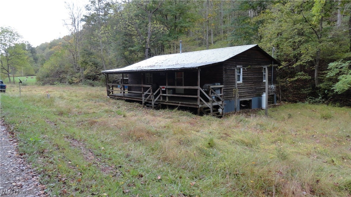 956 Hog Run Road — photo