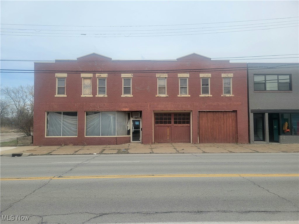 1605 Broadway — photo