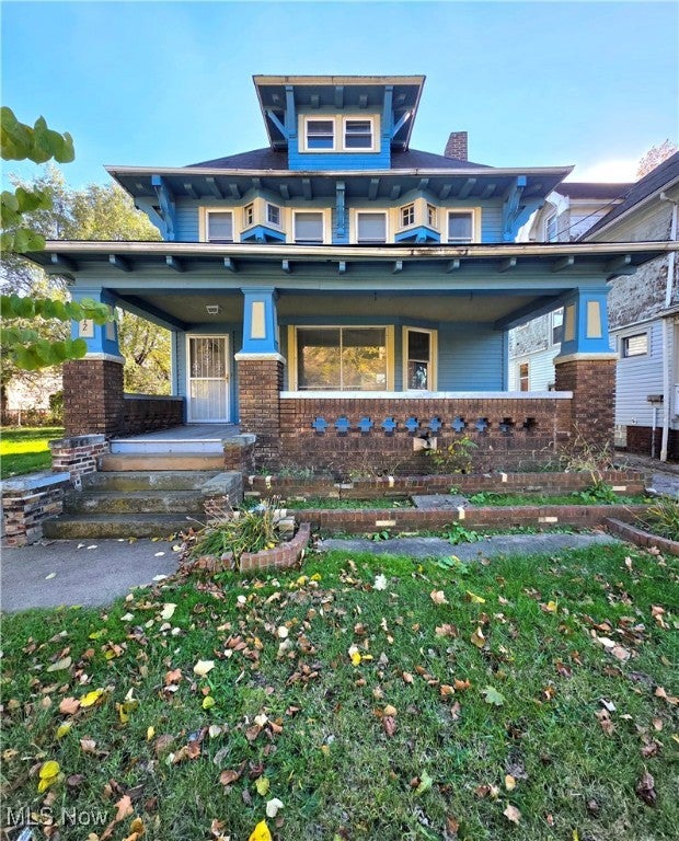 9112 Parmelee Avenue — photo