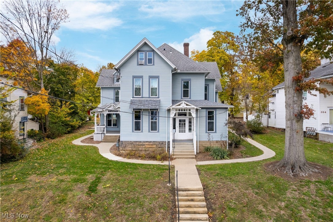 346 E Bowman Street — photo