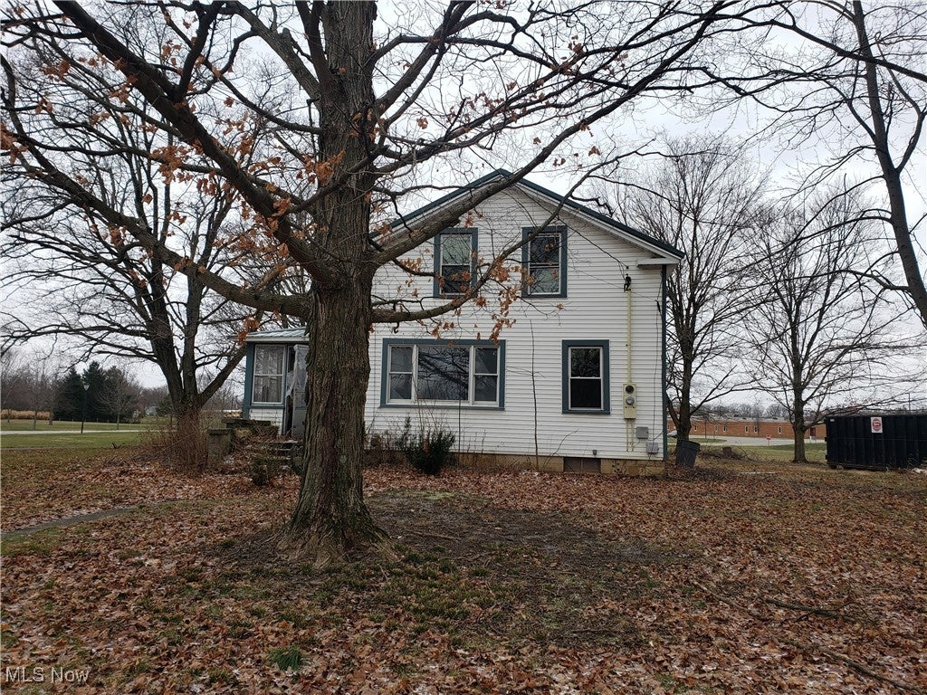 639 N Main Street — photo