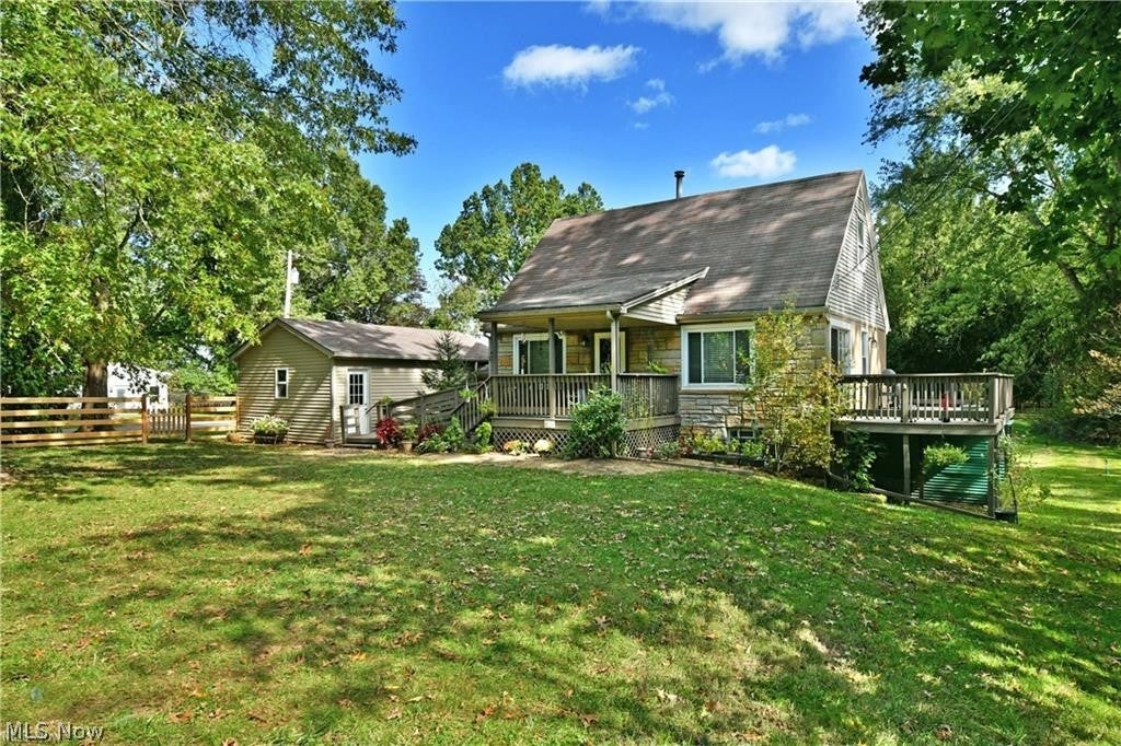 9501 New Buffalo Road — photo