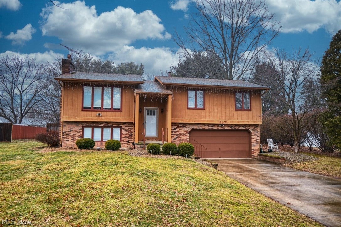 11371 Sagebrush Avenue NE — photo