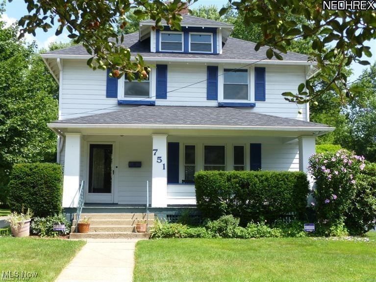 751 E Main Street — photo