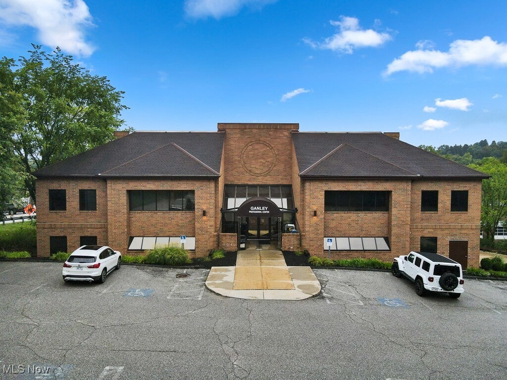 8748 Brecksville Road 224 — photo