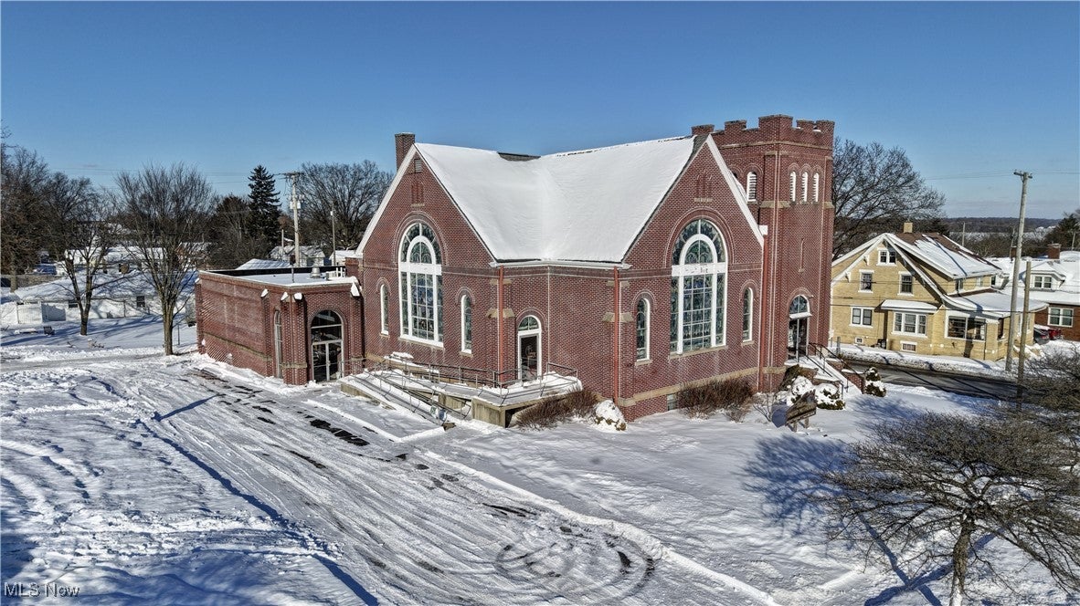 204 W Main Street — photo