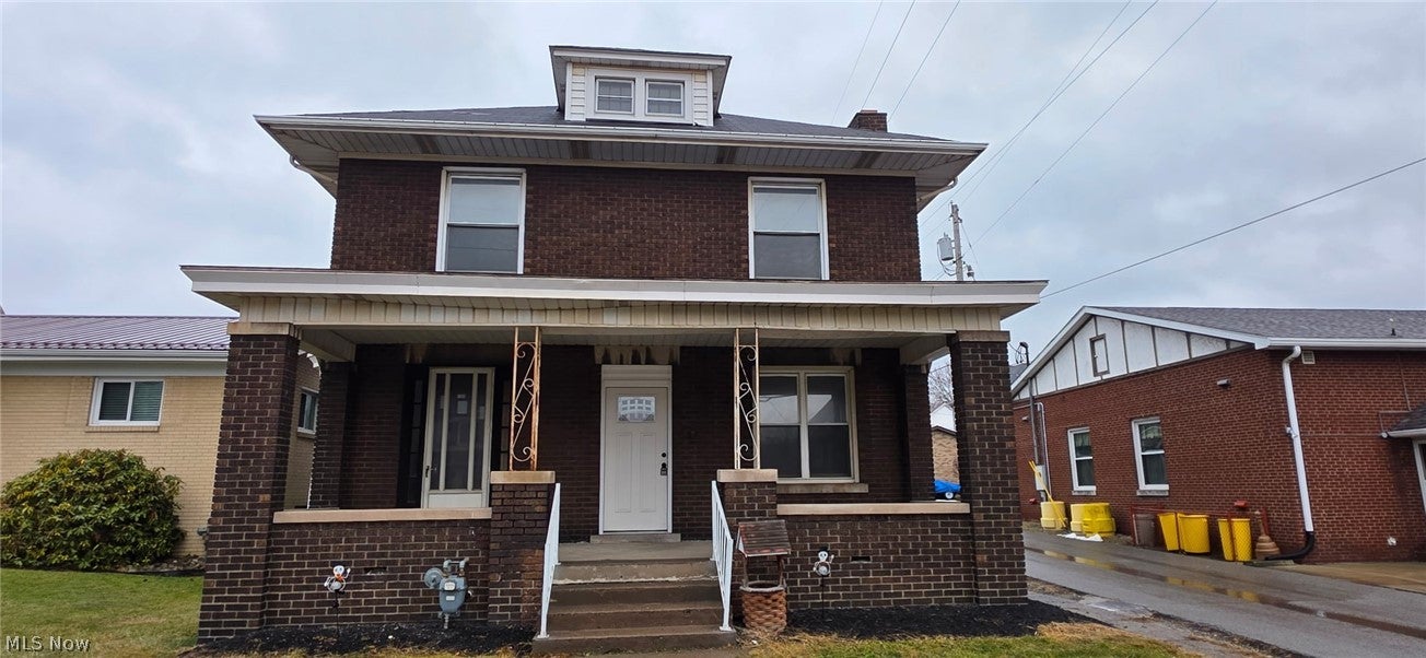 1254 Main Street — photo