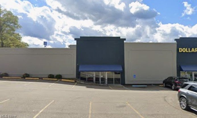 51710 National Road E — photo