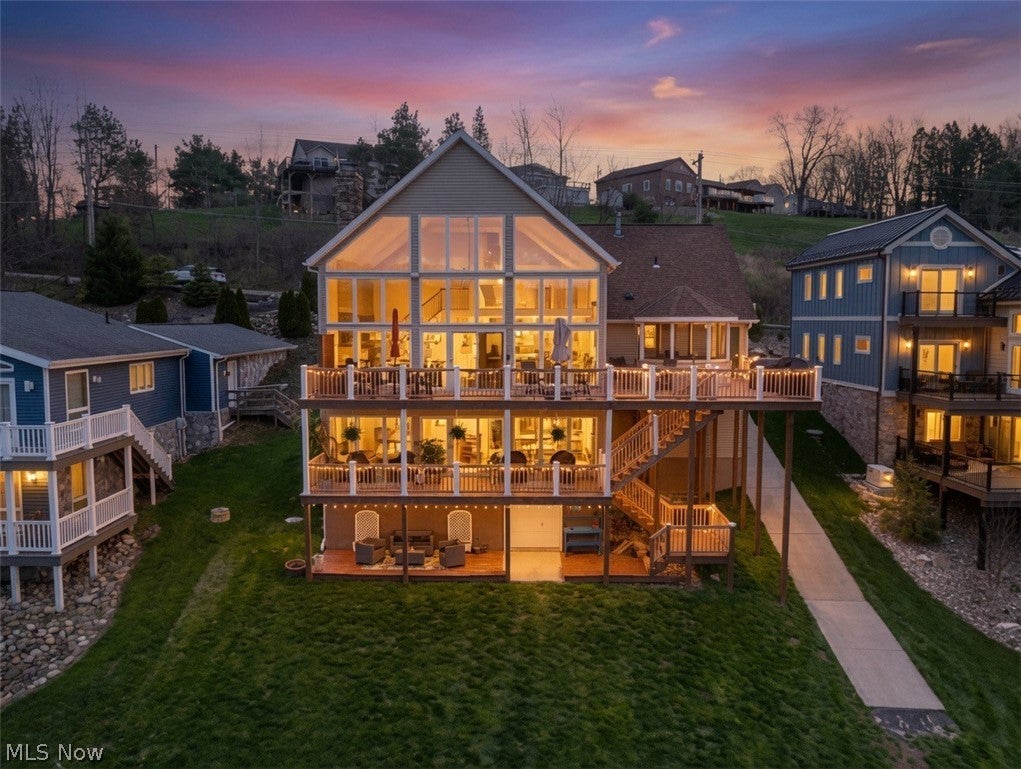 376 E Mohawk Drive — photo