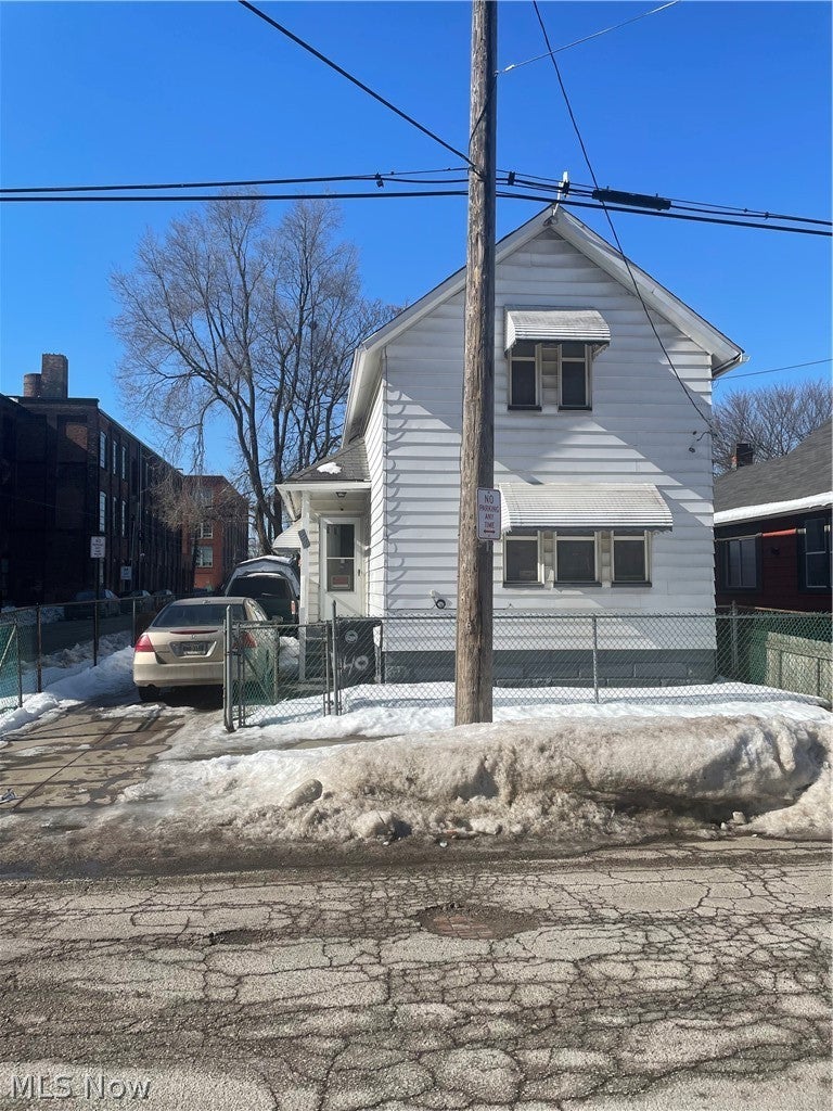 3140 W 33rd Street — photo