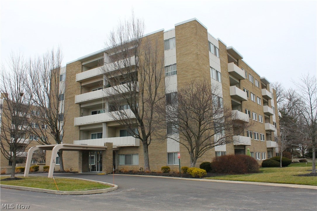 2089 Wooster Road 43 — photo
