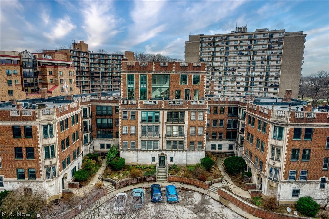 11428 Cedar Glen Parkway C2D2 — photo