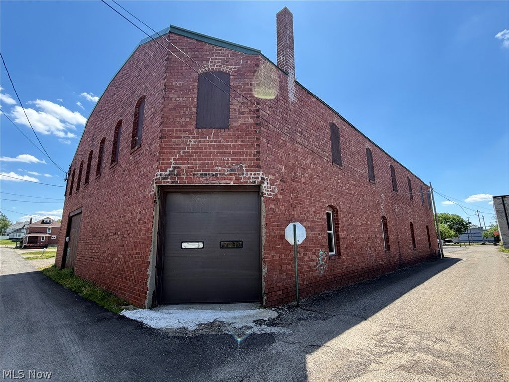622 Main Street — photo