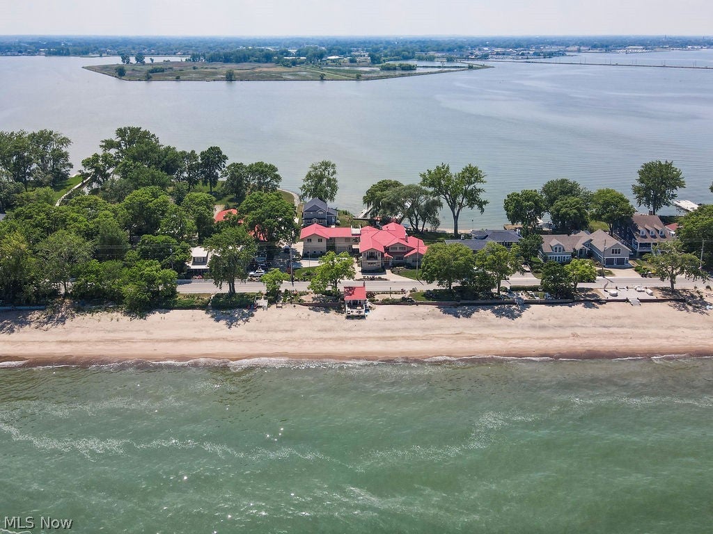 1431 Cedar Point Road — photo