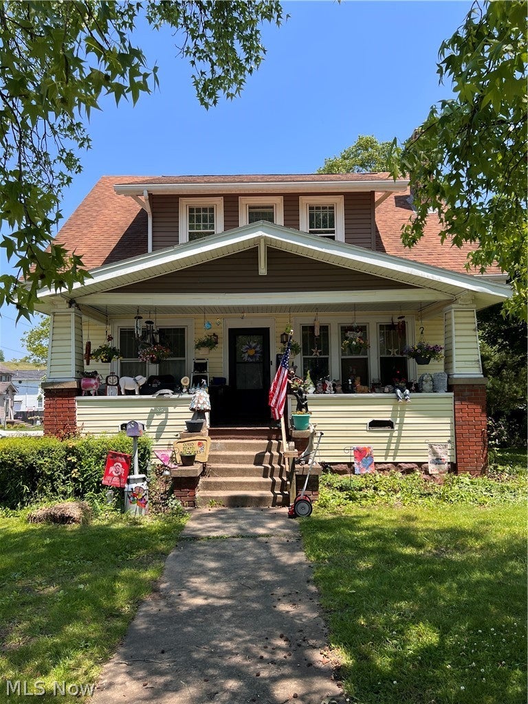 108 Oaklawn Avenue — photo