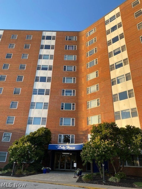 11850 Edgewater Drive 1003 — photo