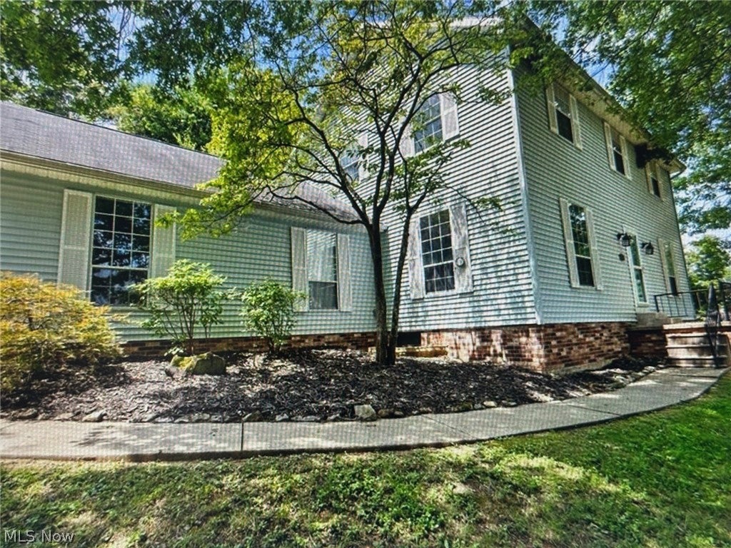 350 W Wildwood Drive — photo