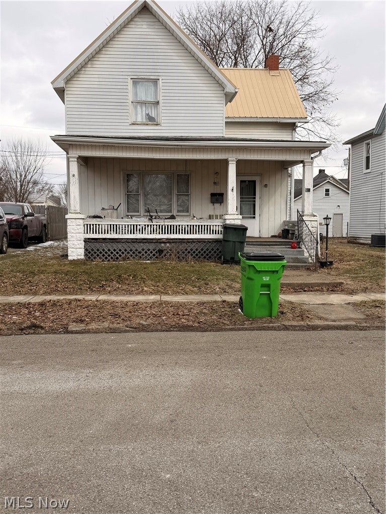 912 Orchard Street — photo