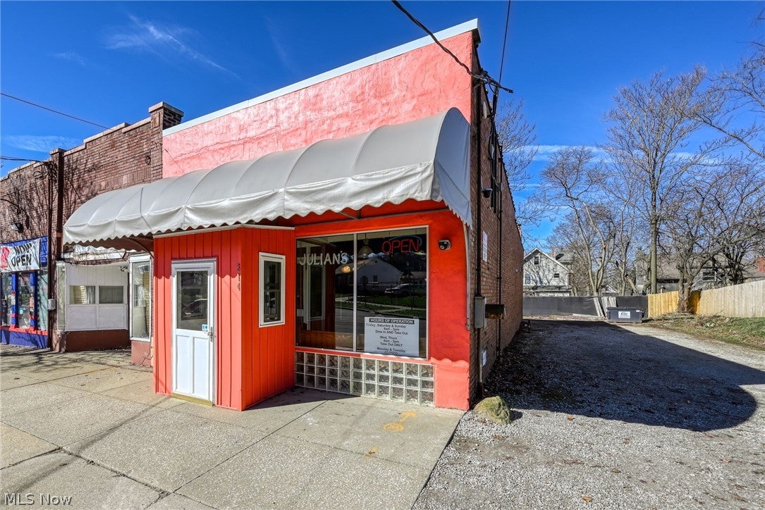 314 Pioneer Street — photo