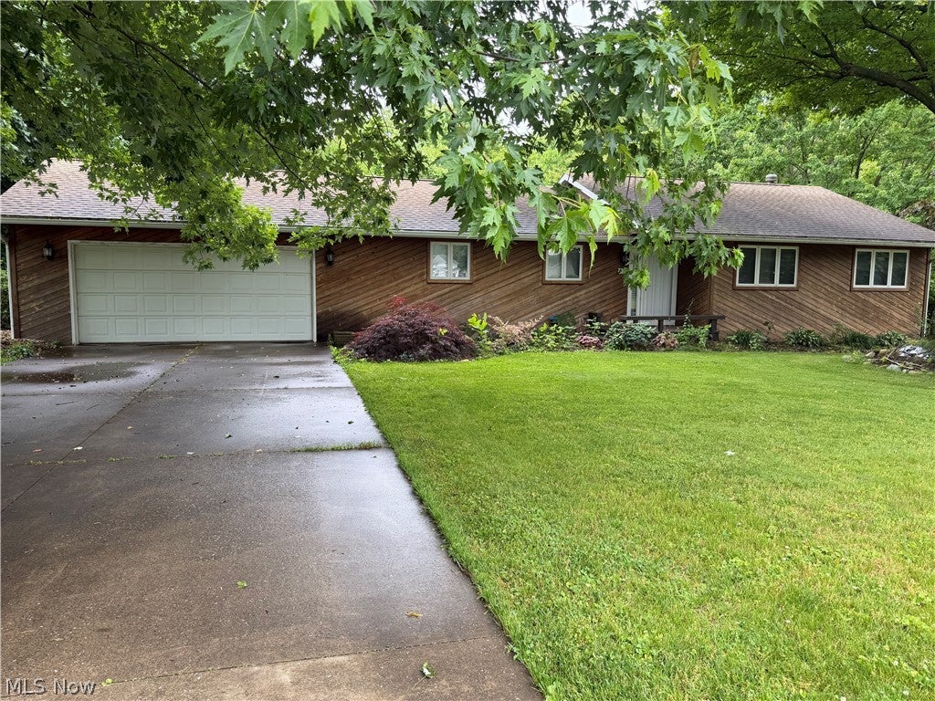 736 Lake Erie Street — photo
