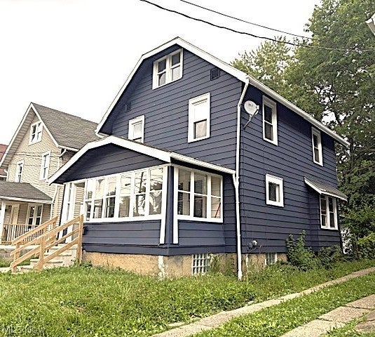 877 Hammel Street — photo