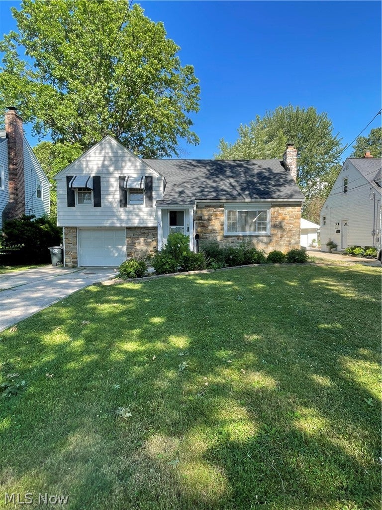 1663 Lyndhurst, Lyndhurst, OH 44124 — photo 3