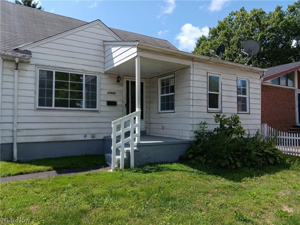 12405 Emery Avenue — photo