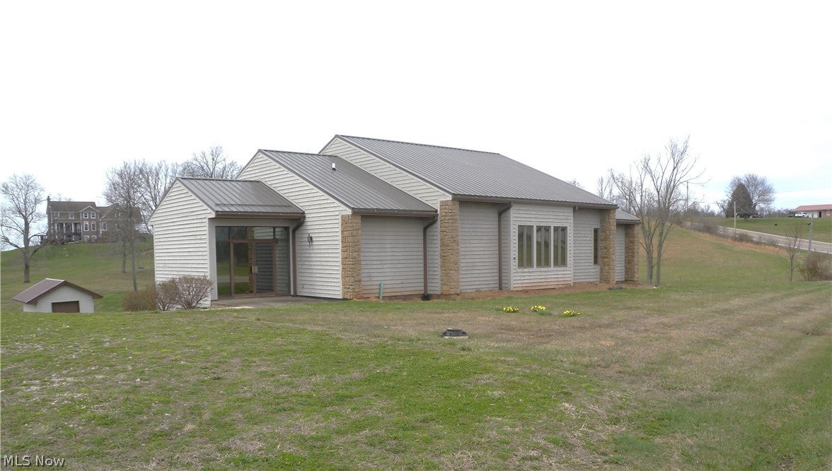 1777 State Route 83 — photo