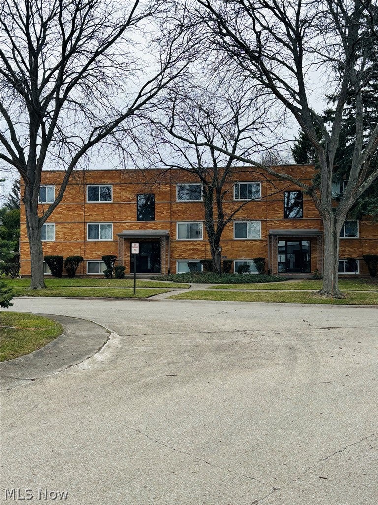 21045 Southbend Circle 2 — photo
