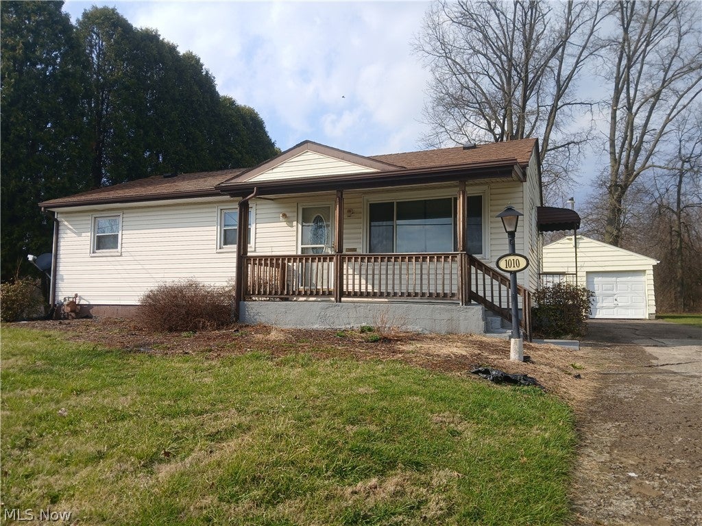 1010 Burlington Street — photo